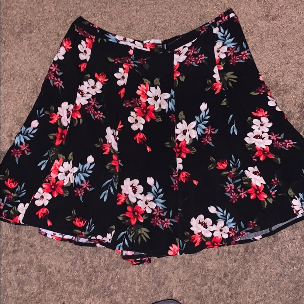 Circle skirt with floral pattern